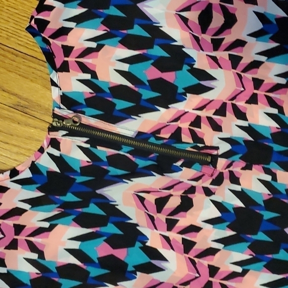 Fun & Flirt top women's XS - Picture 3 of 3